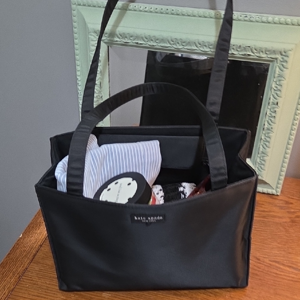 Kate Spade Black Tote Bag Fun in the Sun - Picture 11 of 14